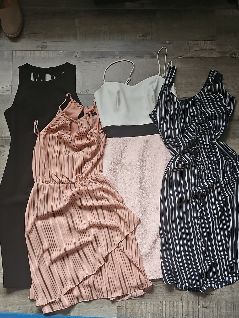 RW&Co. Lot x4 Women's Dresses Various Sizes 0, 2, XXS, S
